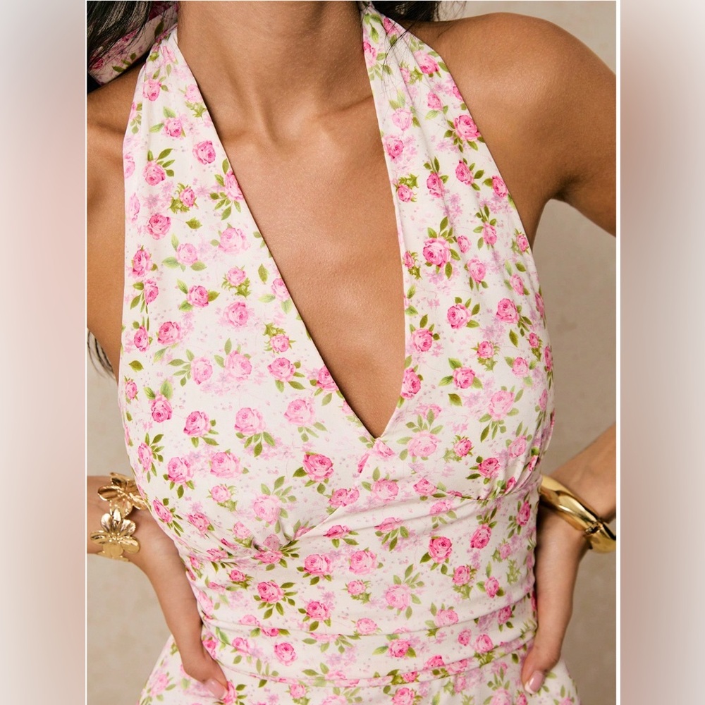 LAST ONE 🔥 White & Pink Rose Floral Halter Midi Dress - Picture 2 of 11